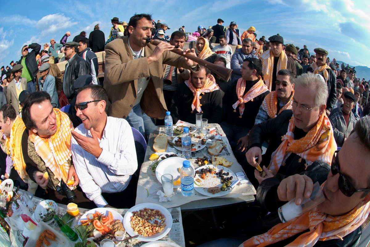 Gypsies – Marriage Ceremonies & Their Way Of Life photograph 7