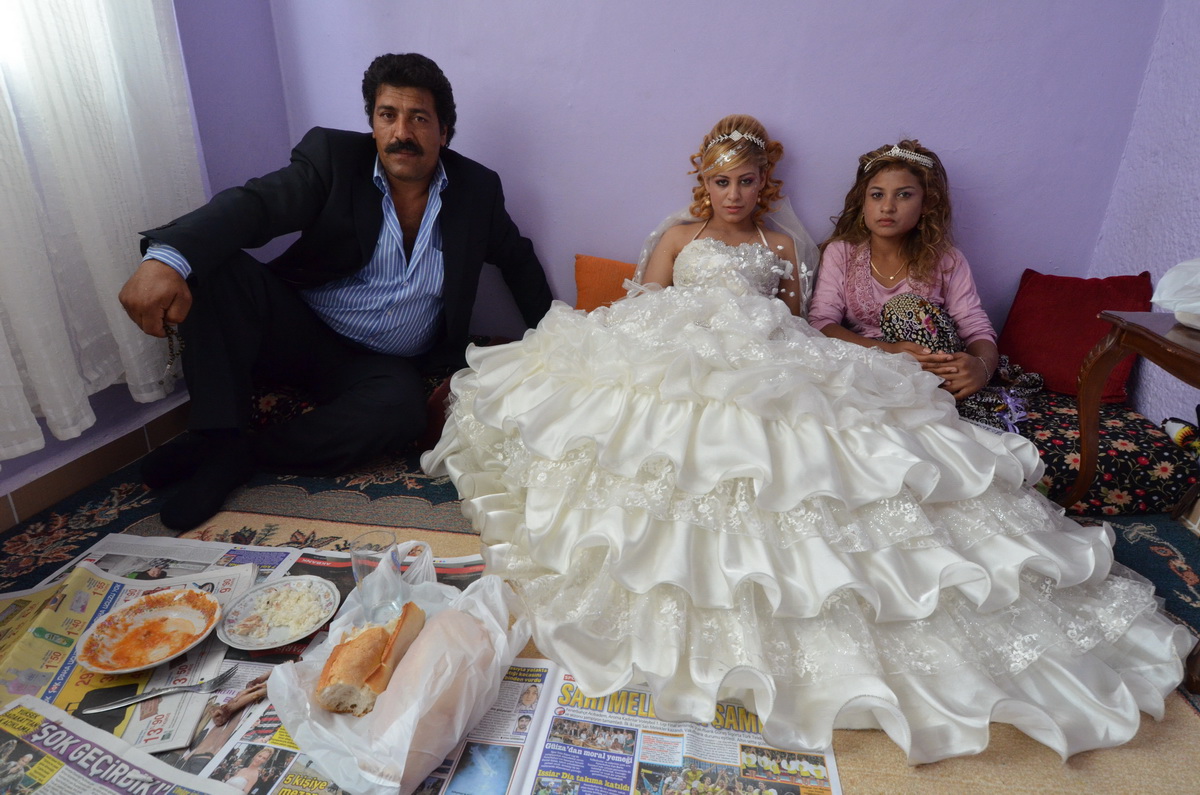 Gypsies – Marriage Ceremonies & Their Way Of Life photograph 10