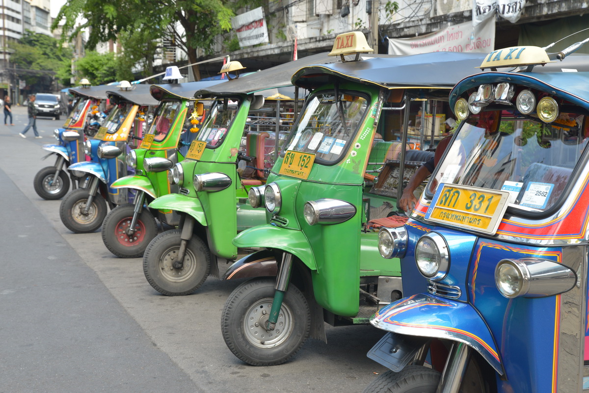 History, Daily Life & Food | Chinatown, Bangkok, Thailand photograph 6